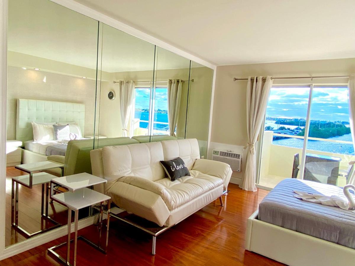 Modern Waterfront Apartment With Miami Skyline View, Free Parking 5 Mins Drive To Miami Beach Exterior foto